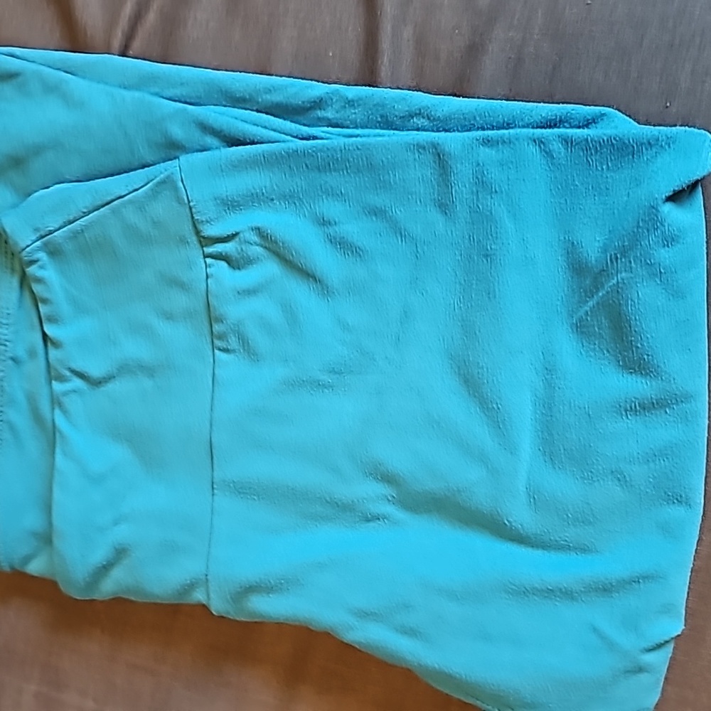 Lularoe OS solid blue leggings